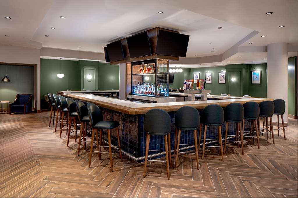 Фото DoubleTree Suites by Hilton Hotel Salt Lake City