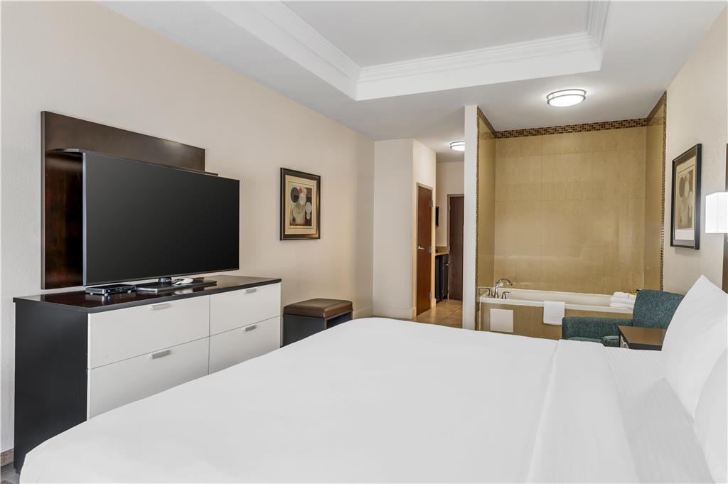 Фото Best Western Plus Jfk Inn & Suites