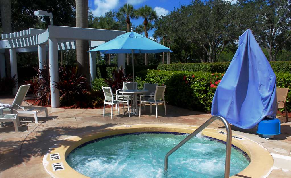 Фото Hilton Boca Raton Suites