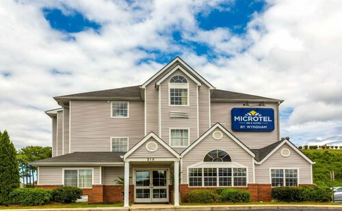 Гостиница Microtel Inn & Suites by Wyndham Norcross в Такере
