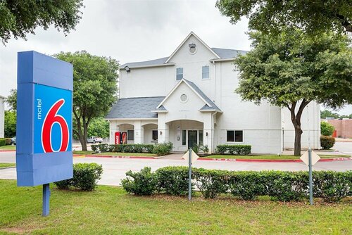 Гостиница Motel 6 Grand Prairie, Tx - Near Six Flags Drive в Гранд Прейри