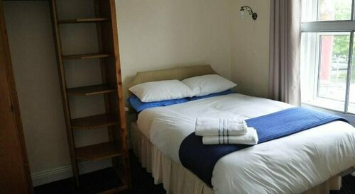 Гостиница Homeleigh Hotel в Брэдфорде
