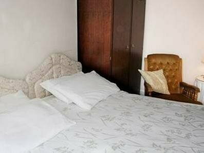 Гостиница Leaded Light - Guest House в Солихалле