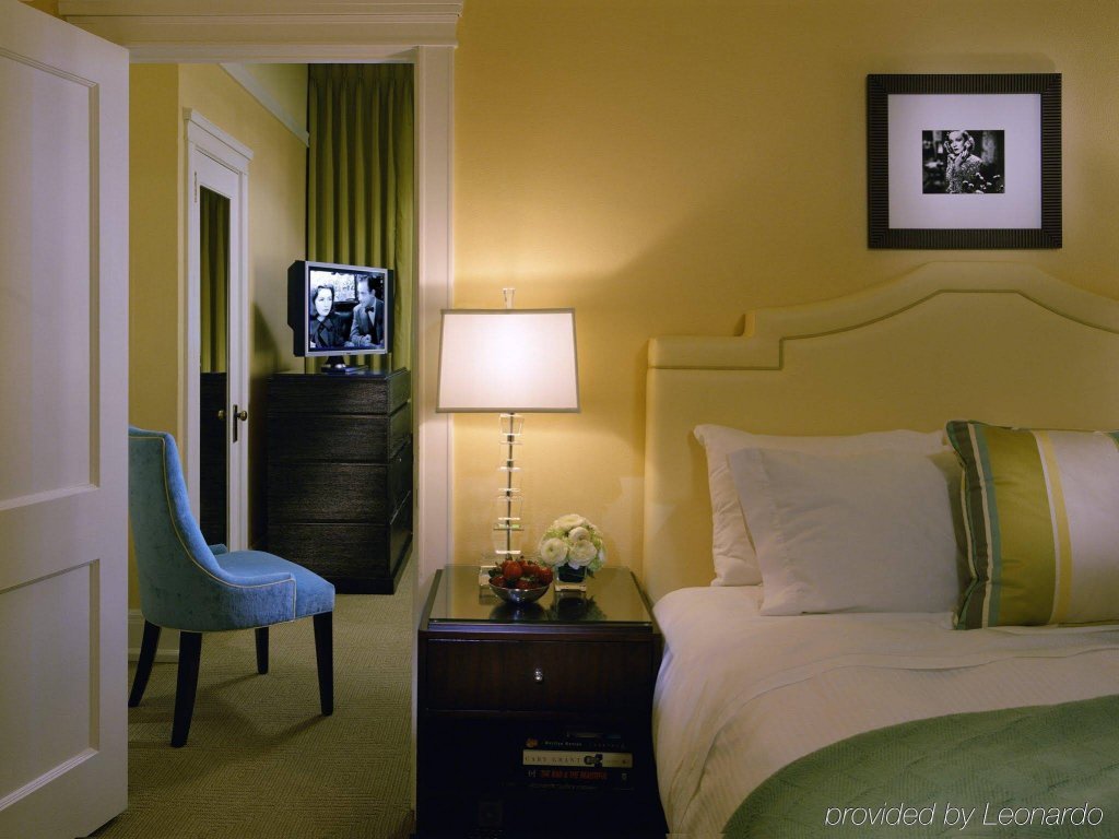 Фото Hotel deLuxe