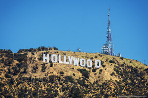 Знак Голливуд (штат Калифорния, округ Лос-Анджелес, Лос-Анджелес, Голливуд-Хилс-Ист), достопримечательность в Лос‑Анджелесе