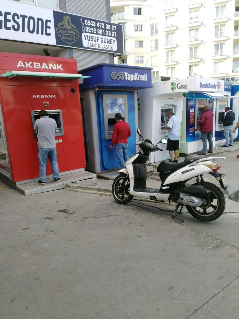 ATM'ler Yapı Kredi ATM, Büyükçekmece, foto