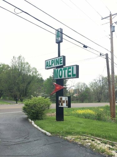 Гостиница Alpine Motel