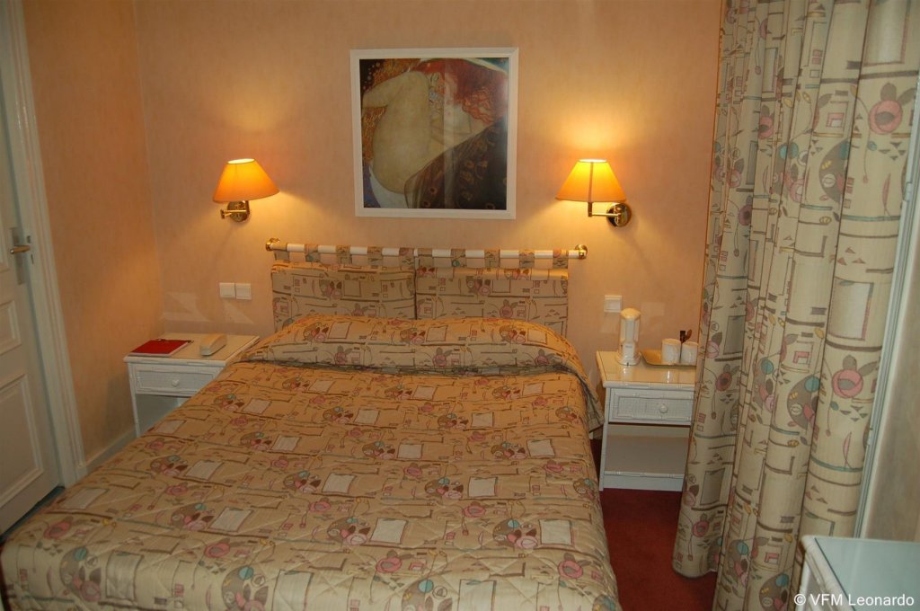 Фото Hotel Monceau Wagram