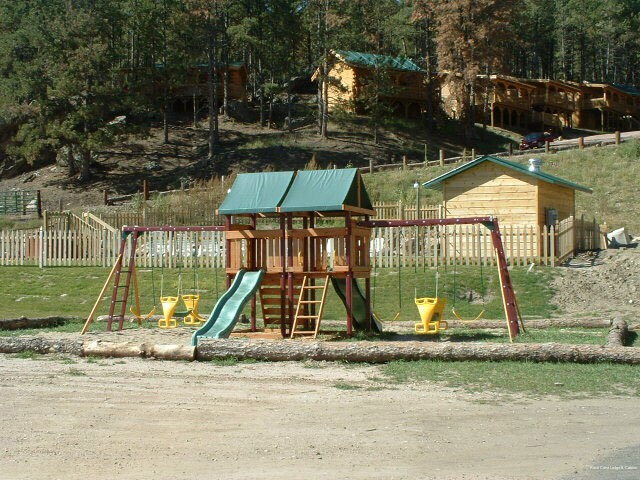 Фото Rock Crest Lodge And Cabins