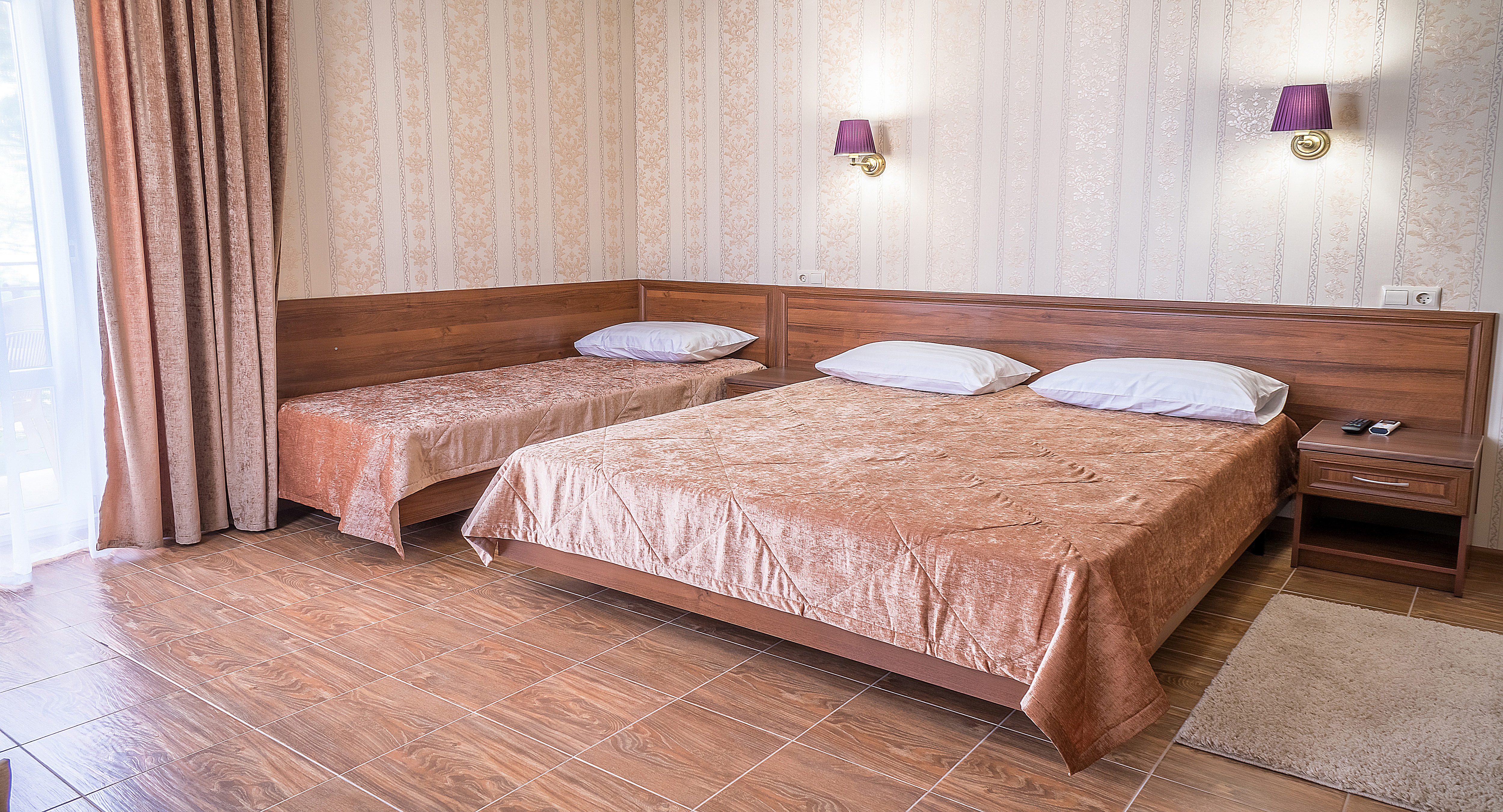 Фото Бристон