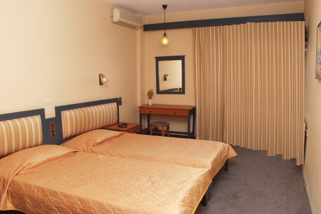 Фото Astron Hotel