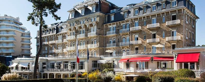 Фото Le Grand Hôtel Enghien-les-Bains