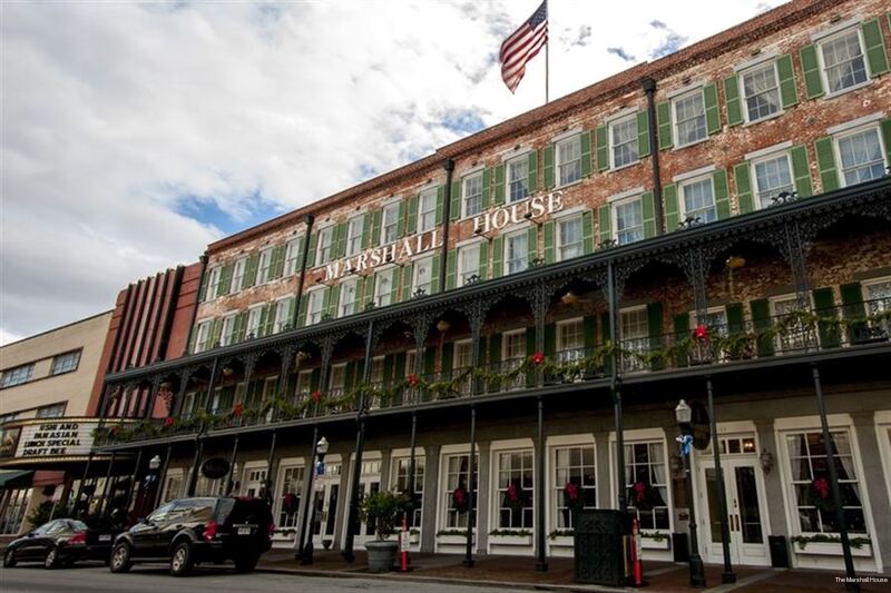 Фото The Marshall House