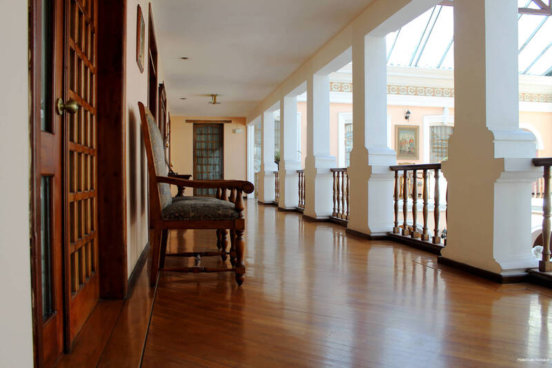 Фото Hotel Patio Andaluz