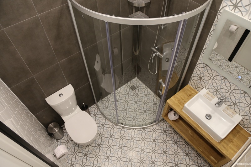 Фото Adams House