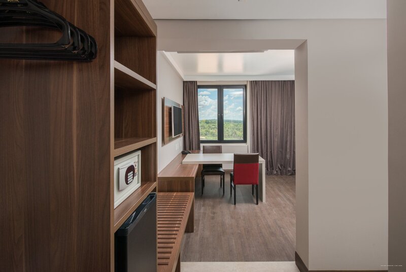 Фото Linx Galeao by Wish