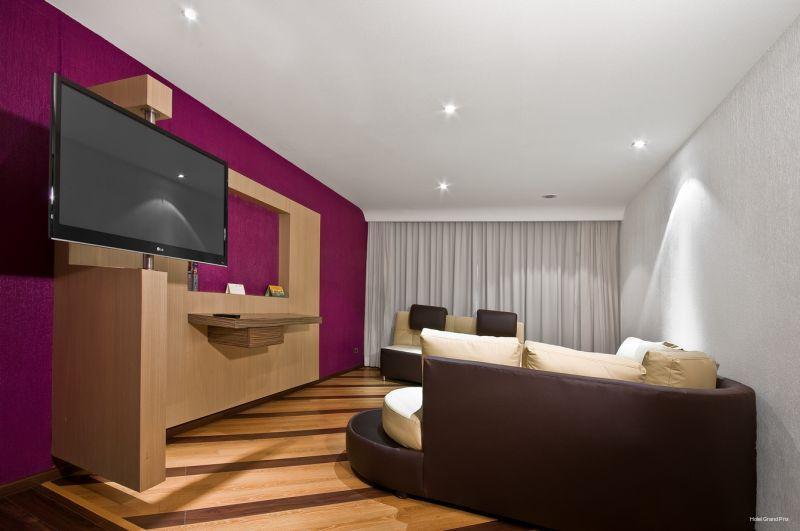 Фото Grand Prix-WeEnjoyHotels-Aeropuerto