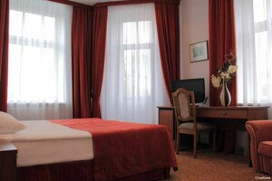 Pushkin (Saltykova-Schedrina Street, 20), hotel