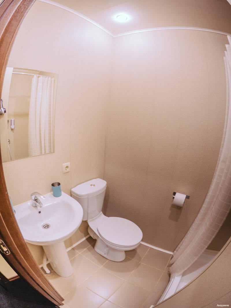 Фото Академик