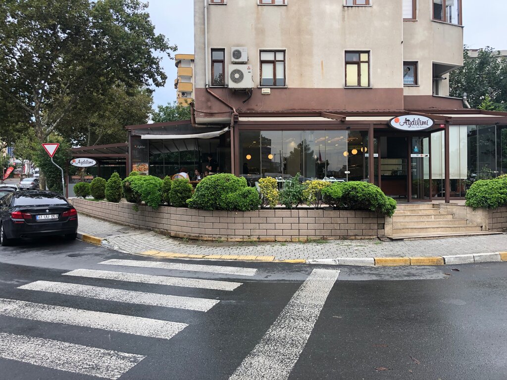 Aydilimi Pastanesi, pasta, şekerleme ve tatlı, İçerenköy Mah