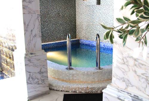 Фото Артём Плаза