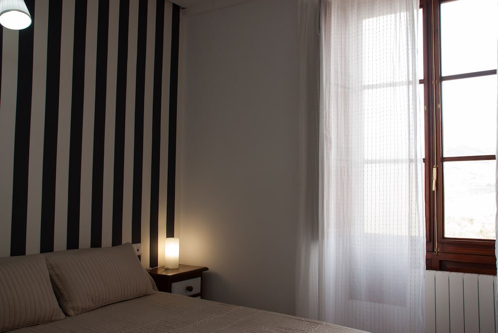 Фото Hostal Vía Verde de la Sierra