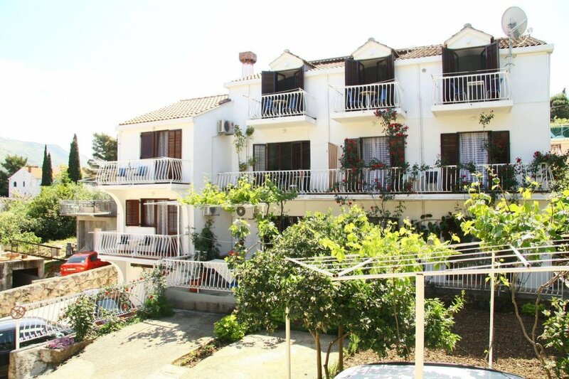 Гостиница Apartment Mengula в Цавтате
