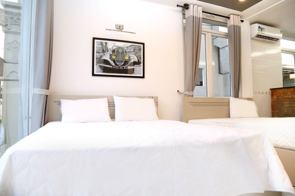 Фото Vegas Luxury Hotel