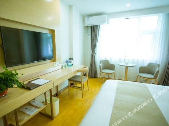 Фото Jinjiang Inn Baoding Railway Station