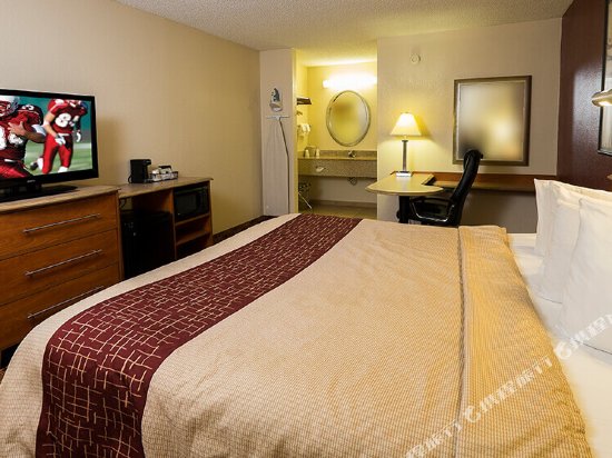 Фото Red Roof Inn Virginia Beach - Norfolk Airport