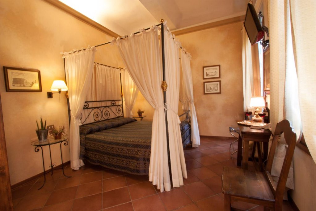 Фото Hotel Marios