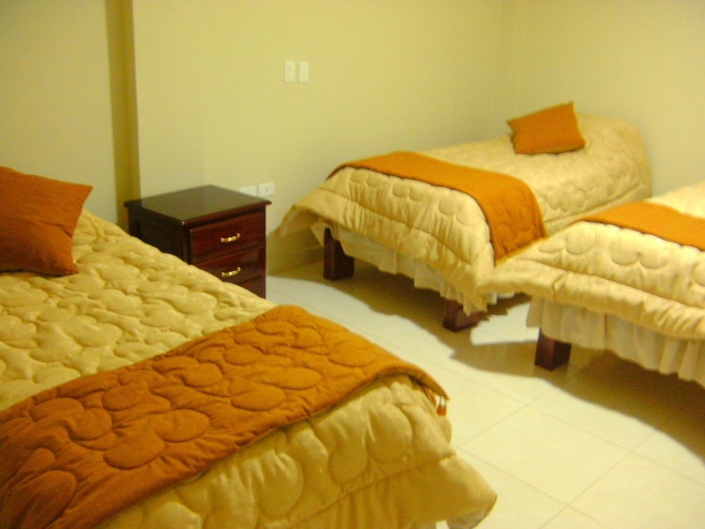 Фото Hostal Fevilamir