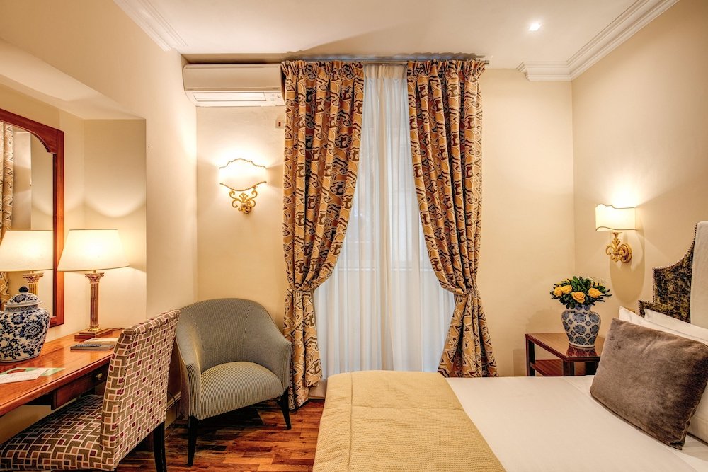 Фото Hotel Cortina