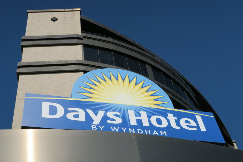 Гостиница Days Hotel by Wyndham Istanbul Maltepe в Малтепе