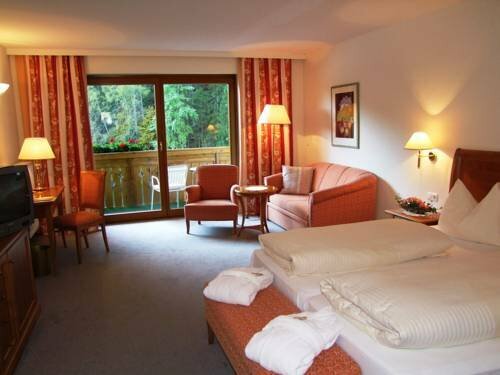 Внешний вид отеля Parkhotel Tristachersee в Тристахе, фото 2