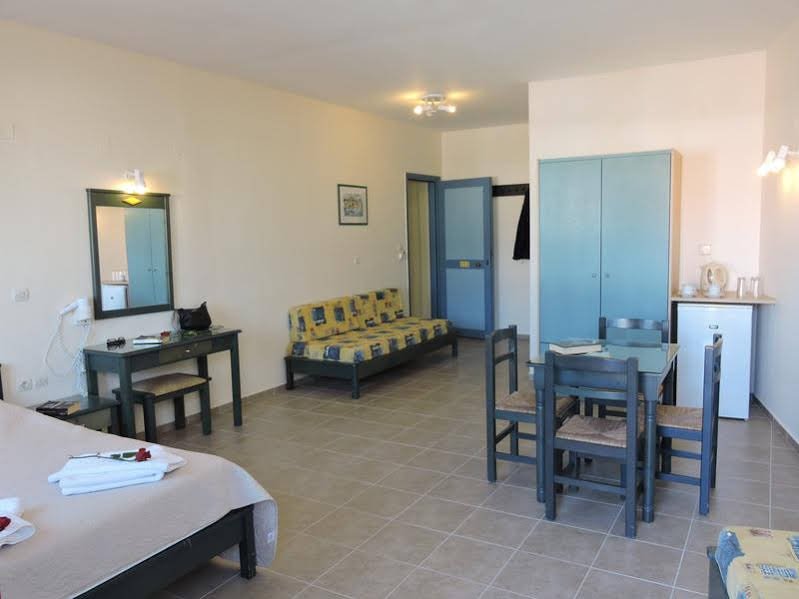 Фото Thalassi Hotel