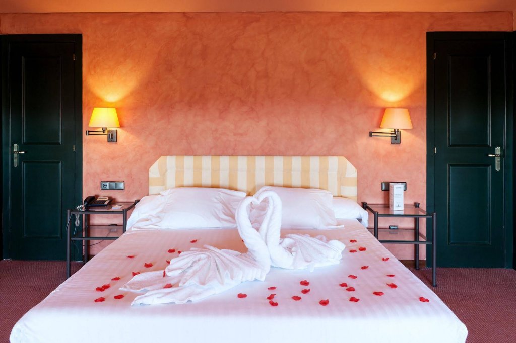 Фото Torremirona Golf & SPA Resort