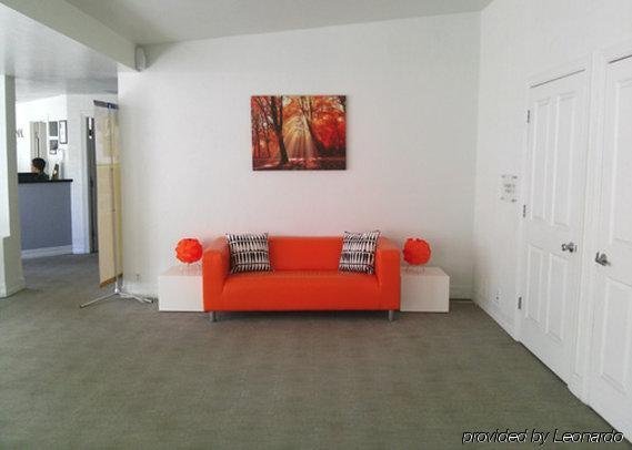 Фото Red Roof Inn Tucson Downtown – University