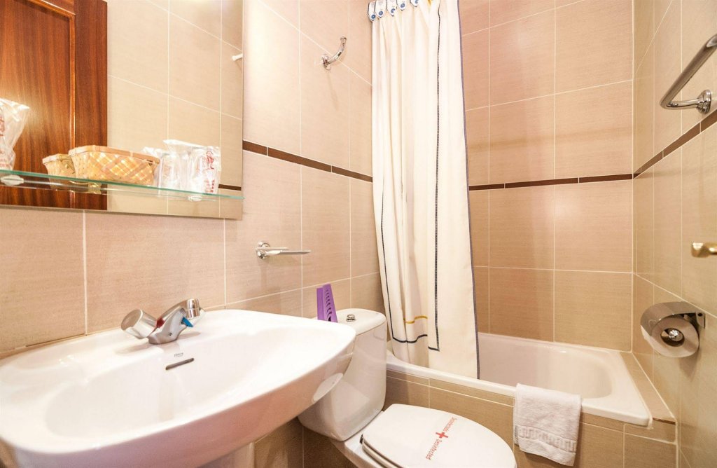 Фото Hostal Gallardo