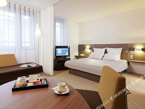 отель Novotel Suites Gare Lille Europe