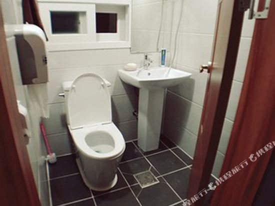 Фото Cocoa Guesthouse