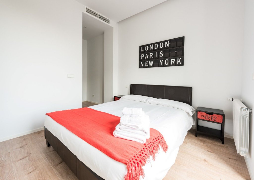 Фото Hotel Puerta de Toledo