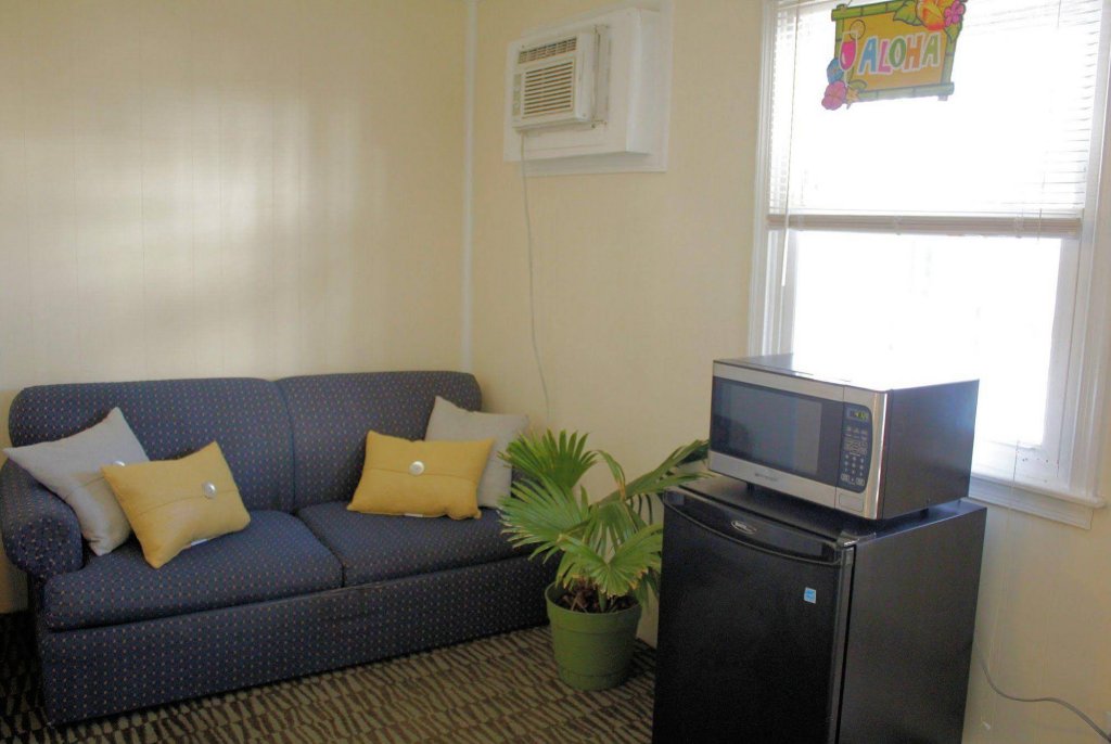 Фото The Burgundy Inn