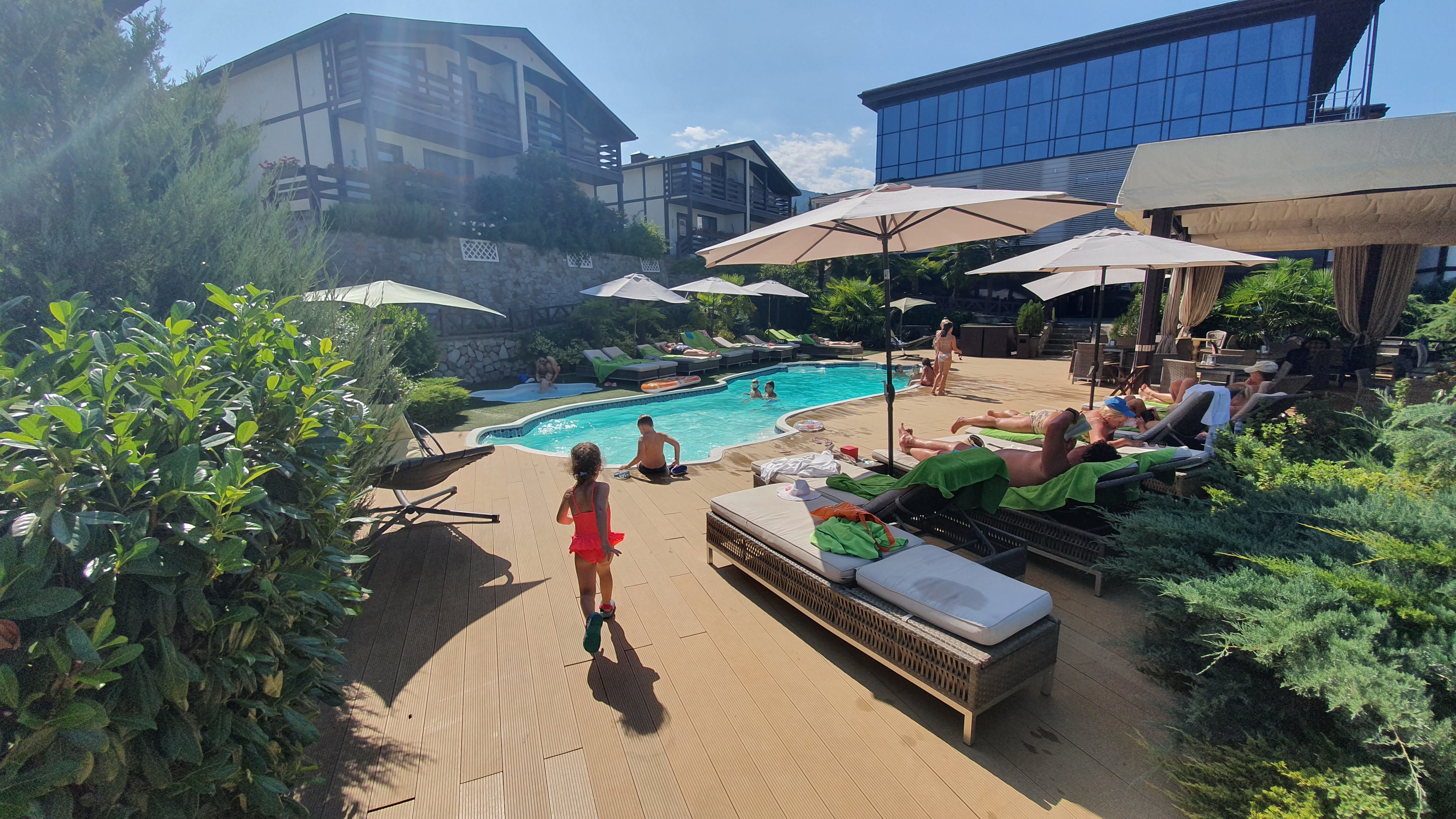 Фото отеля 1