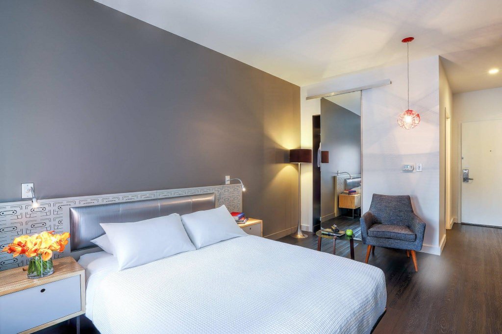 Фото Nu Hotel Brooklyn