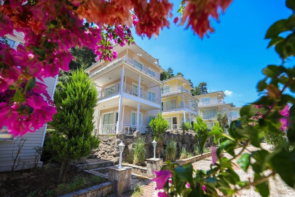 Icmeler Havuzlu Villa, günlük kiralık konutlar, Türkiye, Muğla
