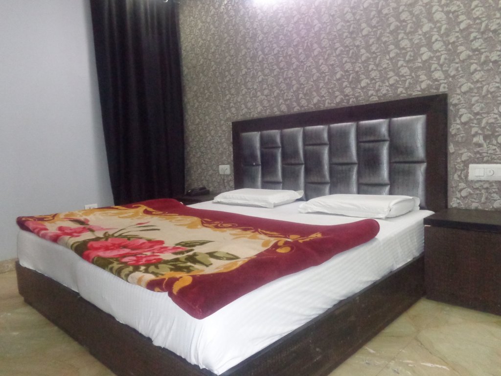 Фото Hotel Raj International Dx