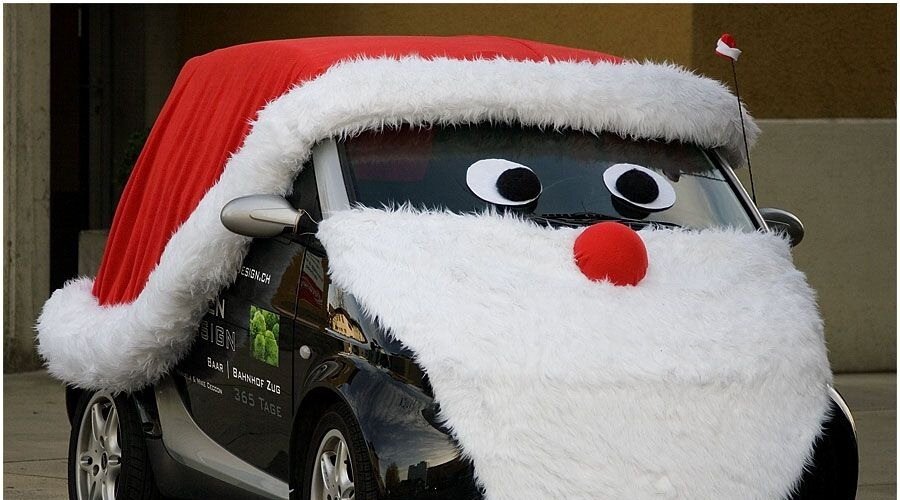 Украшение автомобиля на новый год