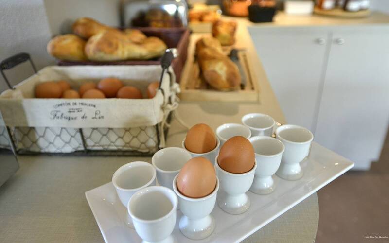 Фото greet hotel La Teste Bassin d' Arcachon