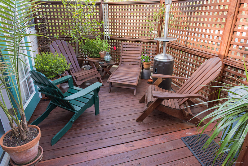 Фото Charles Bass House Bed & Breakfast